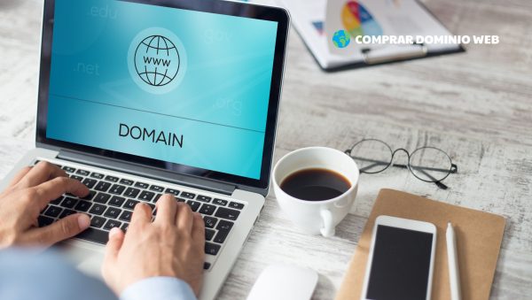 comprar dominio y hosting barato