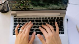 Dónde vender una página web en 2026: opciones y criterios para elegir